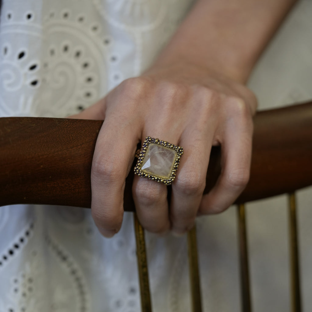 New York Medium Ring