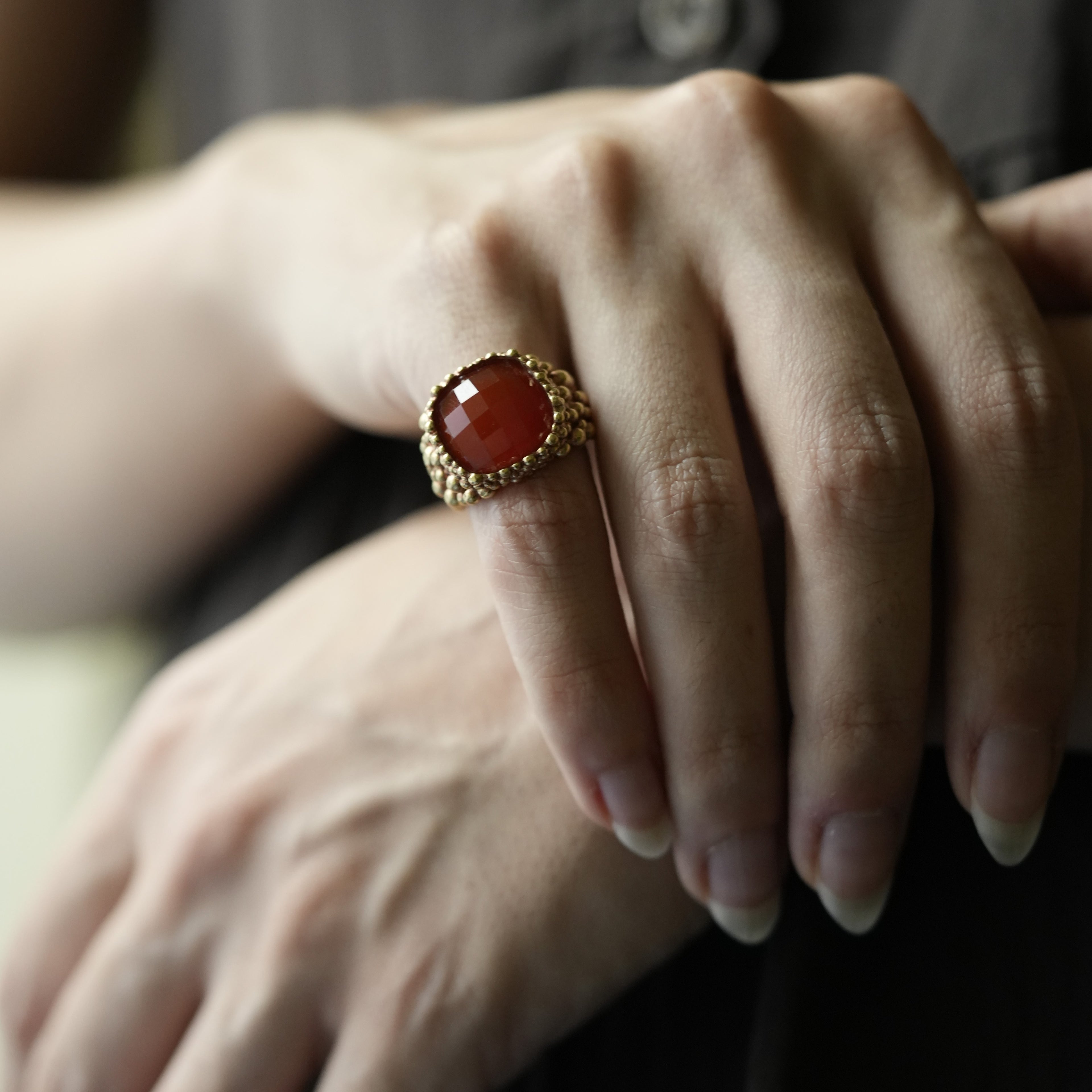 Assolo Anello Chevalier